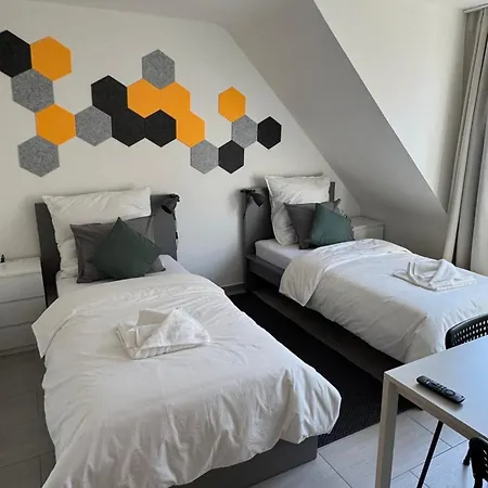 L 2 L 4 Beds L Tv L Wifi L Kitchen L Parking L Autobahn *