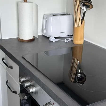 L 2 L 4 Beds L Tv L Wifi L Kitchen L Parking L Autobahn Appartement Duisburg