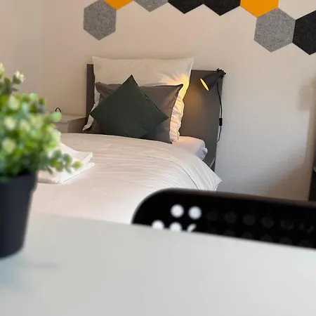 L 2 L 4 Beds L Tv L Wifi L Kitchen L Parking L Autobahn *