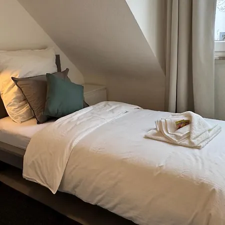 Duha Homes - 2 Apartment, Monteurwohnung, Tv, Wifi, Kueche, Self Check-in, Autobahnnaehe * Duisburg