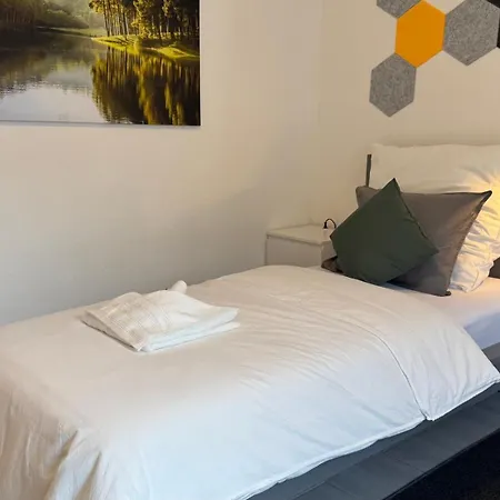 Appartement L 2 L 4 Beds L Tv L Wifi L Kitchen L Parking L Autobahn