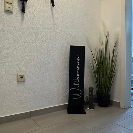 L 2 L 4 Beds L Tv L Wifi L Kitchen L Parking L Autobahn Appartement Duisburg