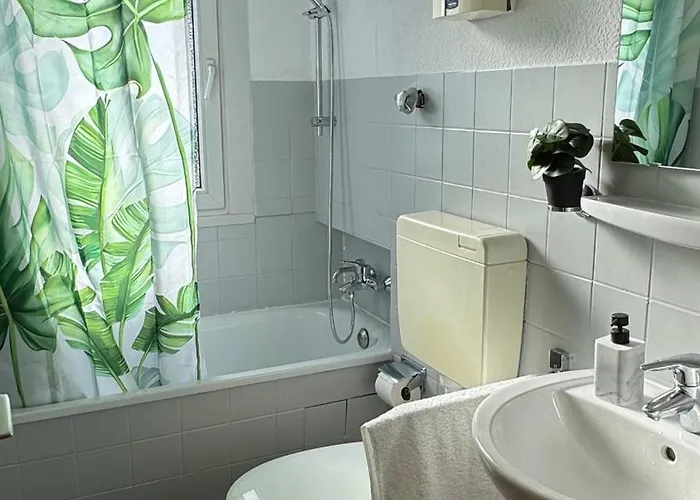 Apartment A L 2 L 4 Beds L Tv L Wifi L Kitchen L Parking L Autobahn